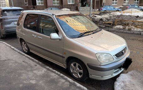 Toyota Raum I, 2002 год, 399 999 рублей, 11 фотография