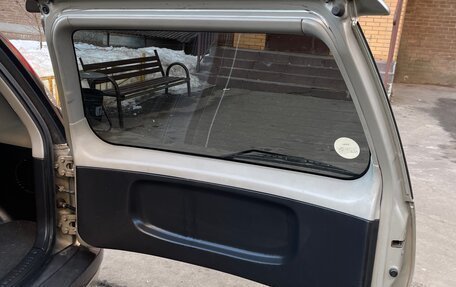 Toyota Raum I, 2002 год, 399 999 рублей, 21 фотография