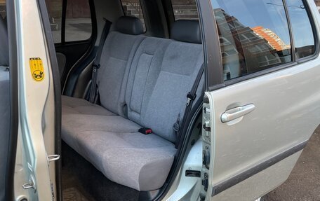 Toyota Raum I, 2002 год, 399 999 рублей, 18 фотография