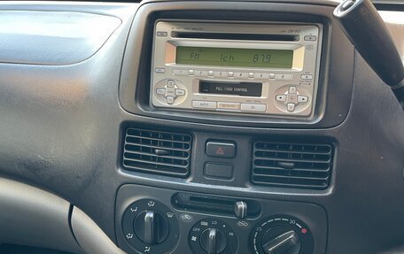 Toyota Raum I, 2002 год, 399 999 рублей, 29 фотография