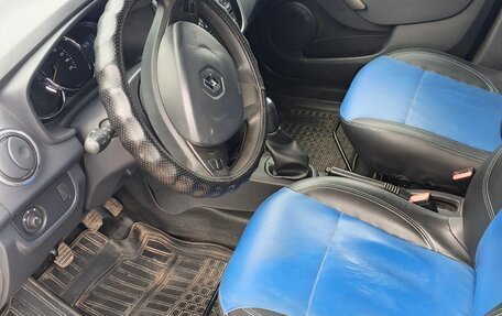 Renault Logan II, 2015 год, 750 000 рублей, 6 фотография