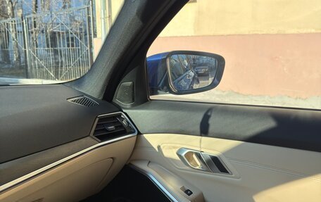 BMW 3 серия, 2019 год, 3 990 000 рублей, 11 фотография