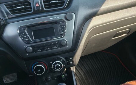 KIA Rio III рестайлинг, 2012 год, 500 000 рублей, 4 фотография