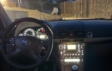 Toyota Avensis III рестайлинг, 2007 год, 1 000 000 рублей, 14 фотография