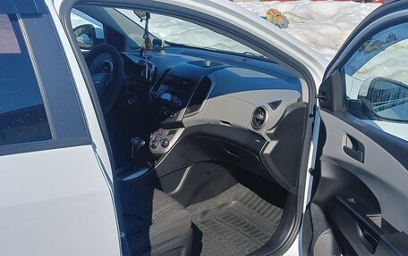 Chevrolet Aveo III, 2014 год, 800 000 рублей, 6 фотография