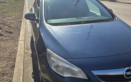 Opel Astra J, 2011 год, 610 000 рублей, 21 фотография