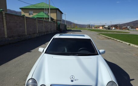 Mercedes-Benz E-Класс, 2001 год, 840 000 рублей, 10 фотография