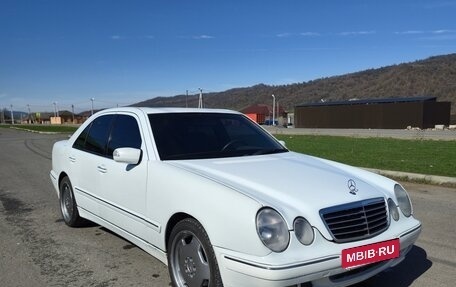 Mercedes-Benz E-Класс, 2001 год, 840 000 рублей, 7 фотография
