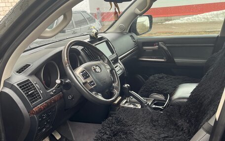 Toyota Land Cruiser 200, 2007 год, 3 150 000 рублей, 8 фотография