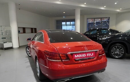 Mercedes-Benz E-Класс, 2013 год, 1 890 000 рублей, 2 фотография