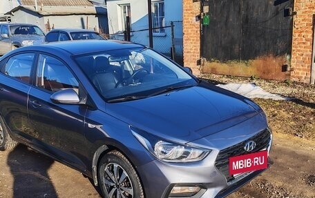 Hyundai Solaris II рестайлинг, 2018 год, 1 550 000 рублей, 9 фотография