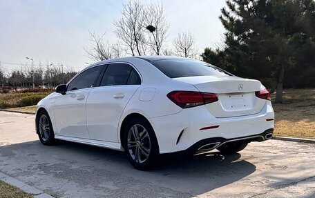 Mercedes-Benz A-Класс, 2021 год, 1 790 000 рублей, 4 фотография