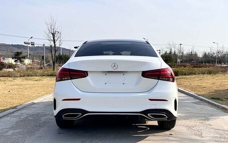 Mercedes-Benz A-Класс, 2021 год, 1 790 000 рублей, 5 фотография