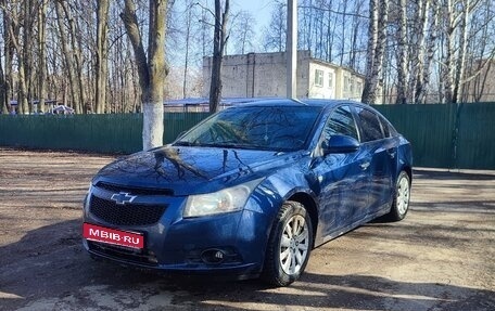 Chevrolet Cruze II, 2010 год, 650 000 рублей, 1 фотография