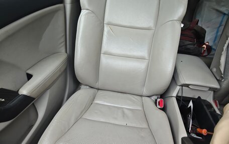 Honda Accord VIII рестайлинг, 2010 год, 950 000 рублей, 8 фотография