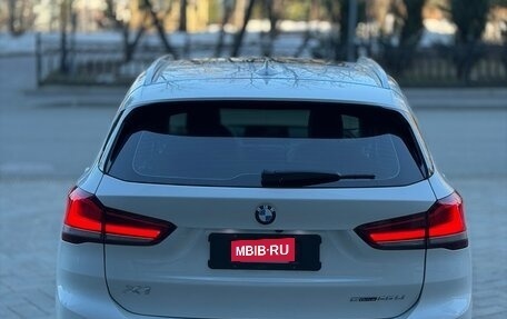 BMW X1, 2021 год, 3 300 000 рублей, 8 фотография