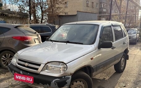 Chevrolet Niva I рестайлинг, 2006 год, 330 000 рублей, 2 фотография