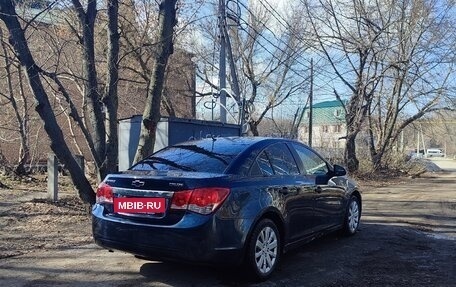 Chevrolet Cruze II, 2010 год, 650 000 рублей, 3 фотография