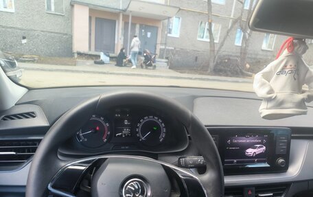 Skoda Rapid II, 2021 год, 1 520 000 рублей, 3 фотография