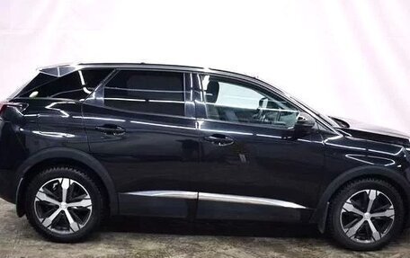 Peugeot 3008 II, 2017 год, 1 890 000 рублей, 4 фотография