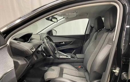 Peugeot 3008 II, 2017 год, 1 890 000 рублей, 14 фотография