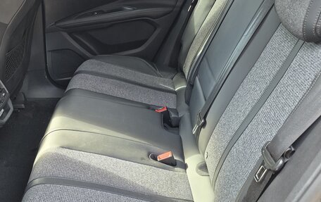Peugeot 3008 II, 2017 год, 1 890 000 рублей, 15 фотография