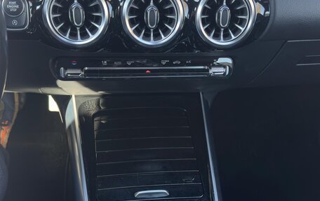 Mercedes-Benz GLA, 2021 год, 2 970 000 рублей, 12 фотография