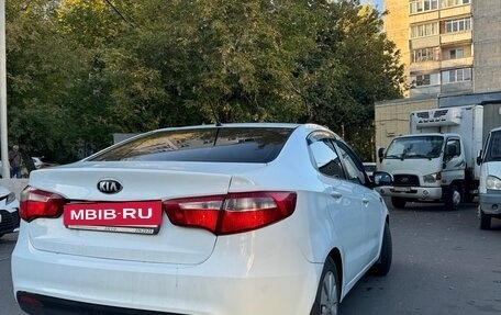 KIA Rio III рестайлинг, 2013 год, 980 000 рублей, 4 фотография