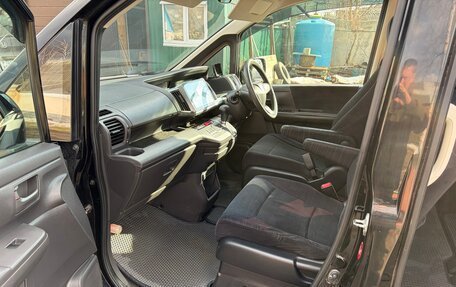 Honda Stepwgn IV, 2010 год, 1 350 000 рублей, 11 фотография