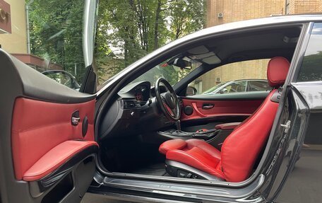 BMW 3 серия, 2009 год, 1 700 000 рублей, 13 фотография