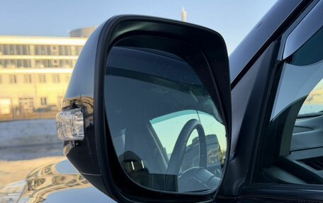 Toyota Land Cruiser Prado 150 рестайлинг 2, 2016 год, 3 950 000 рублей, 10 фотография