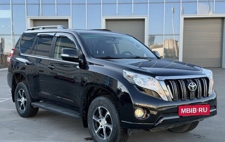 Toyota Land Cruiser Prado 150 рестайлинг 2, 2016 год, 3 950 000 рублей, 7 фотография