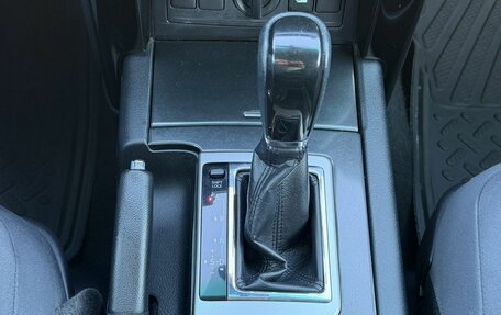 Toyota Land Cruiser Prado 150 рестайлинг 2, 2016 год, 3 950 000 рублей, 20 фотография