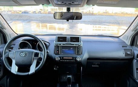 Toyota Land Cruiser Prado 150 рестайлинг 2, 2016 год, 3 950 000 рублей, 22 фотография