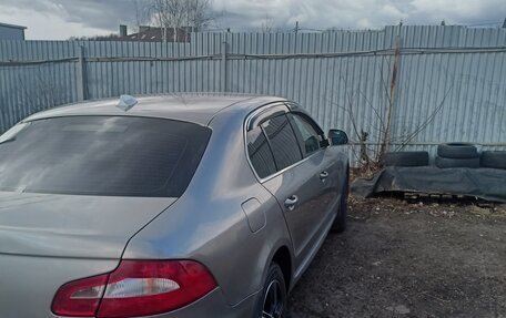 Skoda Superb III рестайлинг, 2009 год, 750 000 рублей, 4 фотография