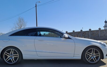 Mercedes-Benz E-Класс, 2015 год, 2 280 000 рублей, 4 фотография