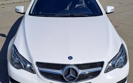 Mercedes-Benz E-Класс, 2015 год, 2 280 000 рублей, 2 фотография