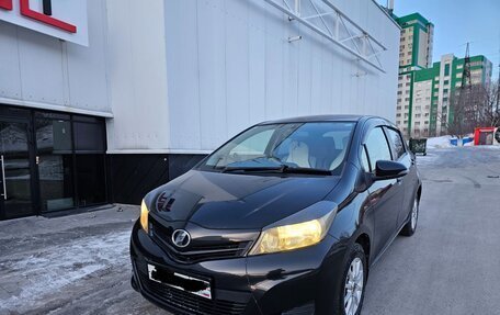 Toyota Vitz, 2011 год, 710 000 рублей, 2 фотография