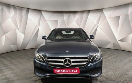 Mercedes-Benz E-Класс, 2017 год, 4 045 000 рублей, 7 фотография