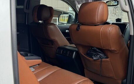 Toyota Tundra II, 2010 год, 3 600 000 рублей, 9 фотография