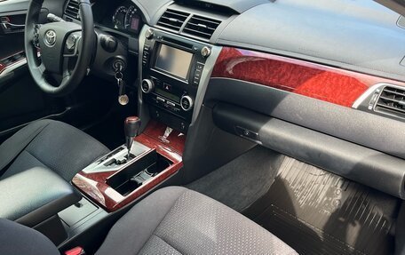 Toyota Camry, 2011 год, 1 700 000 рублей, 14 фотография