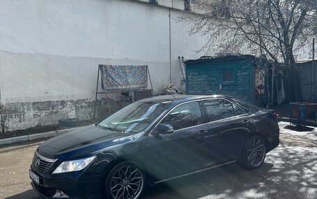 Toyota Camry, 2011 год, 1 700 000 рублей, 3 фотография