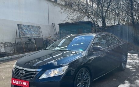 Toyota Camry, 2011 год, 1 700 000 рублей, 2 фотография