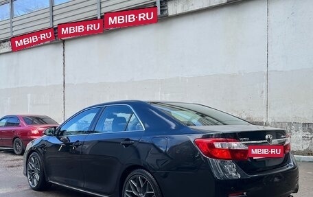 Toyota Camry, 2011 год, 1 700 000 рублей, 8 фотография