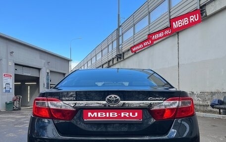 Toyota Camry, 2011 год, 1 700 000 рублей, 7 фотография