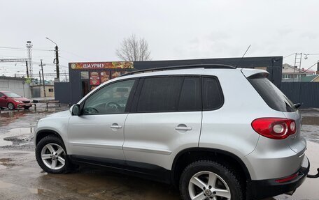 Volkswagen Tiguan I, 2010 год, 1 049 000 рублей, 4 фотография