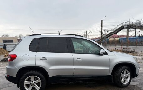 Volkswagen Tiguan I, 2010 год, 1 049 000 рублей, 5 фотография