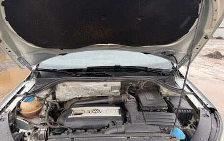 Volkswagen Tiguan I, 2010 год, 1 049 000 рублей, 15 фотография