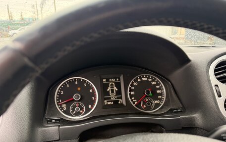 Volkswagen Tiguan I, 2010 год, 1 049 000 рублей, 14 фотография