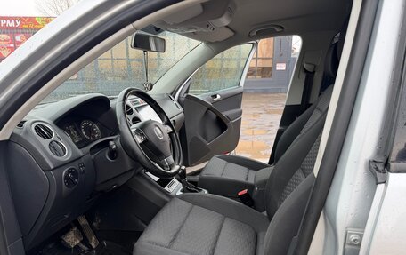 Volkswagen Tiguan I, 2010 год, 1 049 000 рублей, 11 фотография
